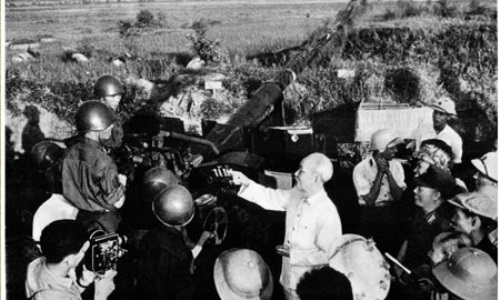 Tăng cường gắn bó máu thịt giữa Quân đội với Nhân dân theo tư tưởng Hồ Chí Minh