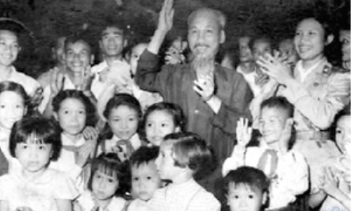 Tình cảm của Bác Hồ đối với thiếu nhi Việt Nam mỗi dịp Trung thu