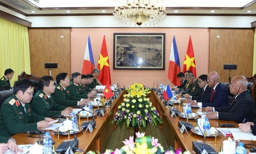Vận dụng tư tưởng Hồ Chí Minh về đối ngoại vào công tác đối ngoại quân sự, quốc phòng của Việt Nam