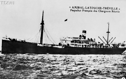 Trên chiếc tàu Pháp Latútsơ Tơrêvin này, năm 1911, người thanh niên yêu nước Nguyễn Tất Thành (tên lúc đó của Chủ tịch Hồ Chí Minh) rời Tổ quốc đi tìm đường cứu nước