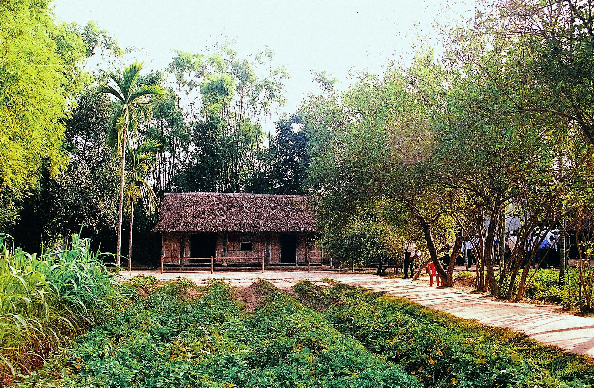 Ngôi nhà quê ngoại - nơi sinh Chủ tịch Hồ Chí Minh (làng Hoàng Trù, xã Kim Liên, huyện Nam Đàn, tỉnh Nghệ An)