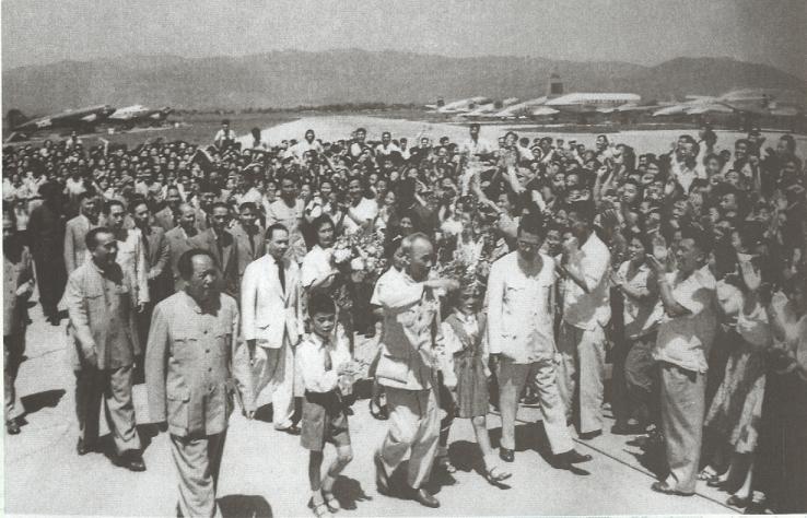 Nguyễn Ái Quốc và một số đại biểu Bungari dự Đại hội V Quốc tế Cộng sản, tháng 6/1924. (Nguồn: Bảo tàng Hồ Chí Minh)