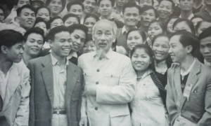 Quan điểm của Chủ tịch Hồ Chí Minh về chủ nghĩa cá nhân, đấu tranh chống chủ nghĩa cá nhân